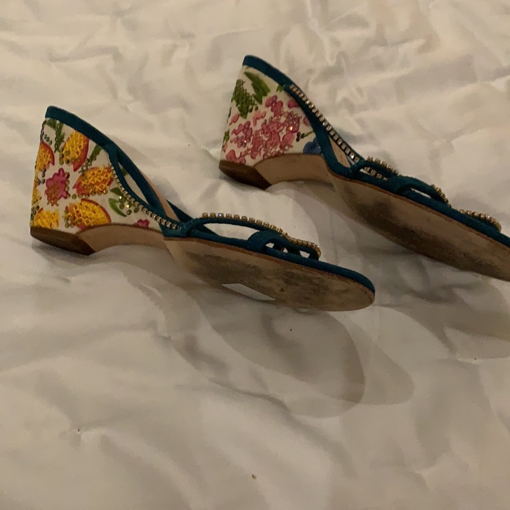 Shoes - Picture 2 of 3